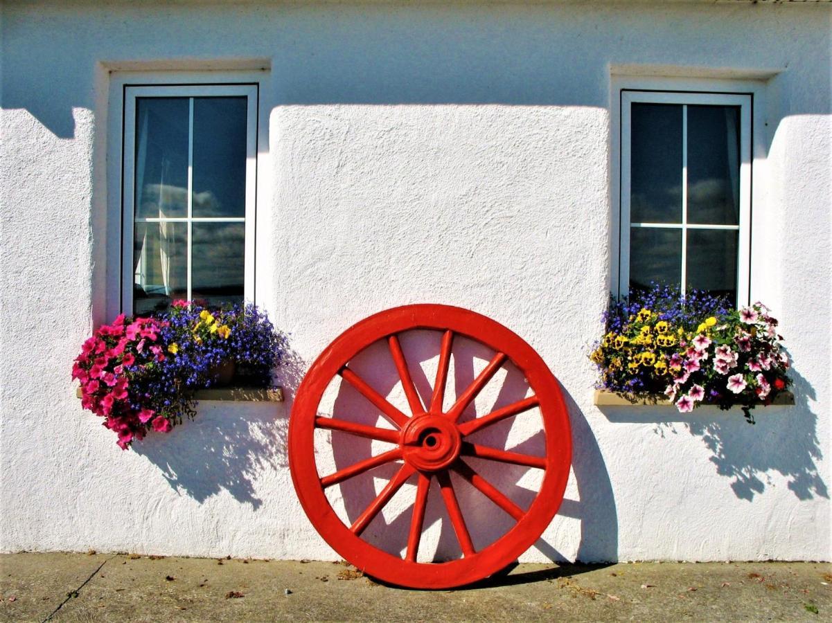 Breacan Cottage B&B Kinvara Exteriör bild
